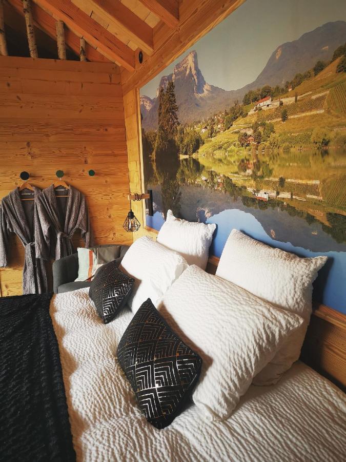 L'Etang De La Tourne Bed & Breakfast Les Marches Ngoại thất bức ảnh