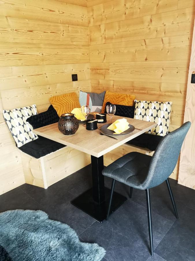 L'Etang De La Tourne Bed & Breakfast Les Marches Ngoại thất bức ảnh